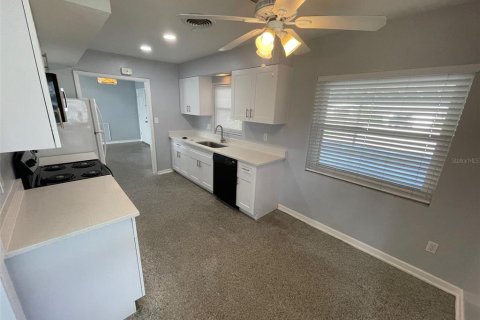Villa ou maison à louer à Maitland, Floride: 3 chambres, 138.98 m2 № 2114560 - photo 6