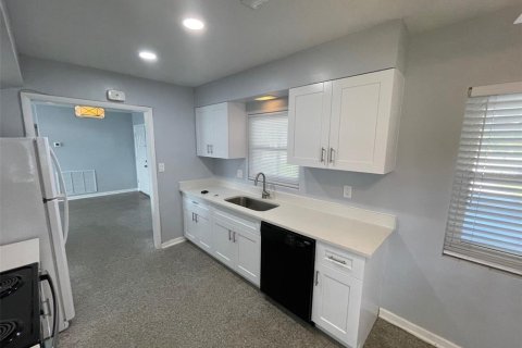 Villa ou maison à louer à Maitland, Floride: 3 chambres, 138.98 m2 № 2114560 - photo 4