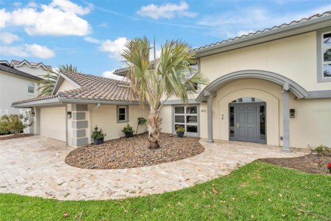 House in Clearwater, Florida 4 bedrooms, 485.69 sq.m. № 1655904 - photo 4