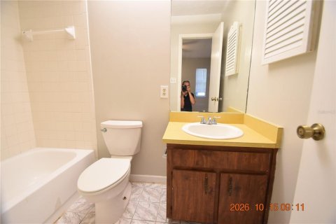 Villa ou maison à louer à Tampa, Floride: 2 chambres, 114.46 m2 № 2419971 - photo 19