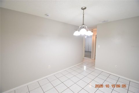 Villa ou maison à louer à Tampa, Floride: 2 chambres, 114.46 m2 № 2419971 - photo 8
