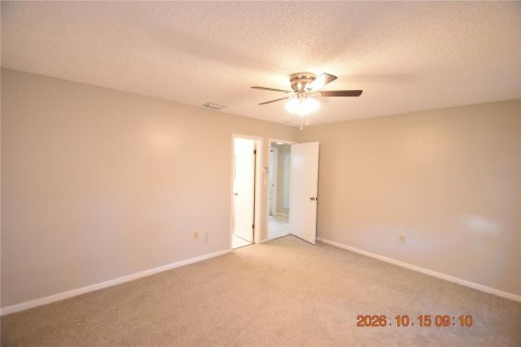 Villa ou maison à louer à Tampa, Floride: 2 chambres, 114.46 m2 № 2419971 - photo 17
