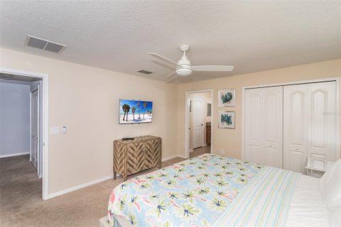 Adosado en venta en Kissimmee, Florida, 4 dormitorios, 177.81 m2 № 1746897 - foto 28