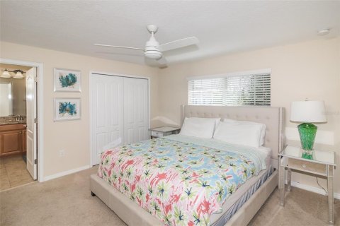 Adosado en venta en Kissimmee, Florida, 4 dormitorios, 177.81 m2 № 1746897 - foto 27