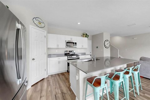 Casa en venta en Fish Hawk, Florida, 4 dormitorios, 194.54 m2 № 1912205 - foto 8