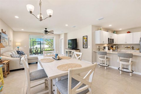 Casa en venta en Port Charlotte, Florida, 2 dormitorios, 138.98 m2 № 2387583 - foto 7