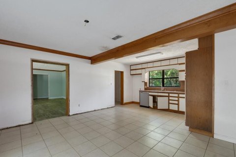 House in St. Lucie, Florida 4 bedrooms, 213.4 sq.m. № 2243207 - photo 9