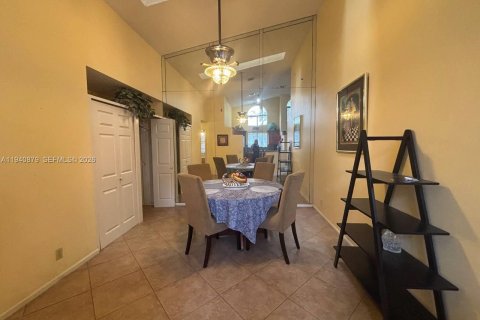 Casa en venta en Margate, Florida, 3 dormitorios, 129.6 m2 № 1999880 - foto 27