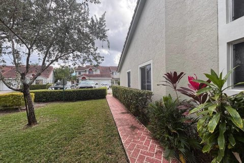 Casa en venta en Margate, Florida, 3 dormitorios, 129.6 m2 № 1999880 - foto 16