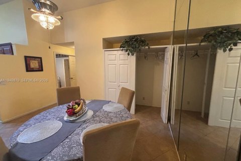 Casa en venta en Margate, Florida, 3 dormitorios, 129.6 m2 № 1999880 - foto 26