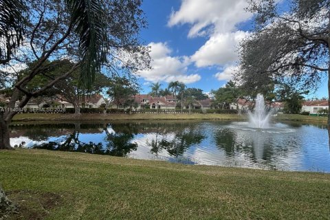 Casa en venta en Margate, Florida, 3 dormitorios, 129.6 m2 № 1999880 - foto 12