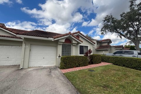 Casa en venta en Margate, Florida, 3 dormitorios, 129.6 m2 № 1999880 - foto 5