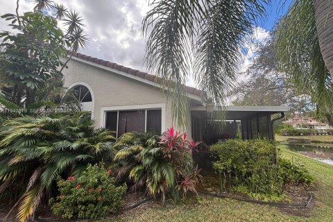 Casa en venta en Margate, Florida, 3 dormitorios, 129.6 m2 № 1999880 - foto 13