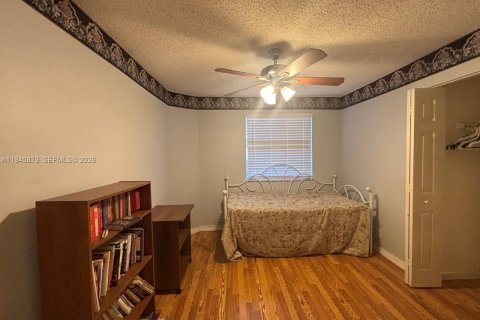 Casa en venta en Margate, Florida, 3 dormitorios, 129.6 m2 № 1999880 - foto 19