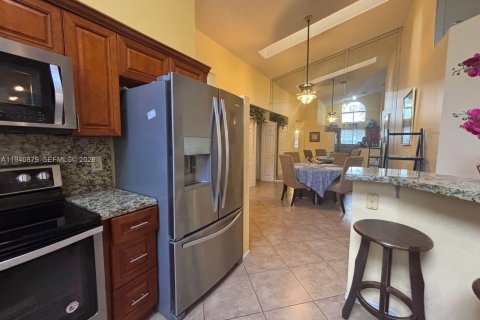 Casa en venta en Margate, Florida, 3 dormitorios, 129.6 m2 № 1999880 - foto 29