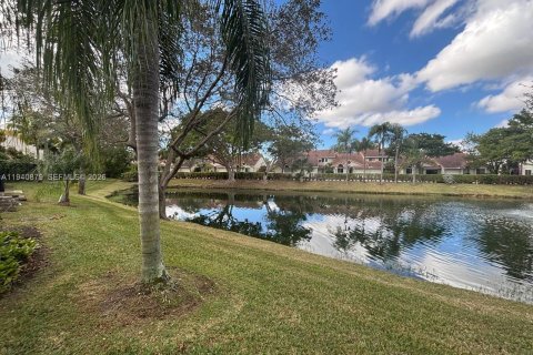 Casa en venta en Margate, Florida, 3 dormitorios, 129.6 m2 № 1999880 - foto 10