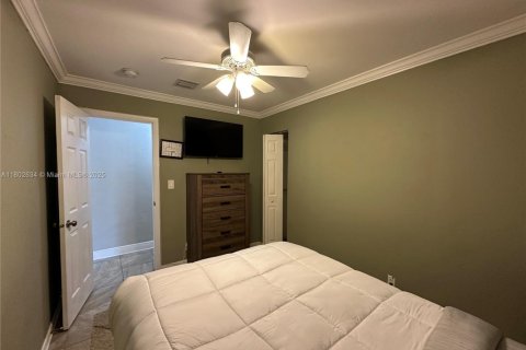 Casa en alquiler en Fort Lauderdale, Florida, 3 dormitorios, 153.01 m2 № 1938428 - foto 21