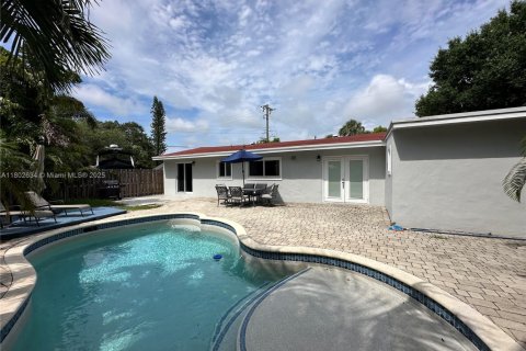Casa en alquiler en Fort Lauderdale, Florida, 3 dormitorios, 153.01 m2 № 1938428 - foto 27