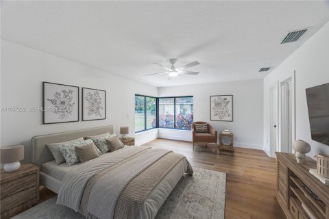 Купить виллу или дом в Хомстед, Флорида 4 спальни, 296.73м2, № 1995212 - фото 8