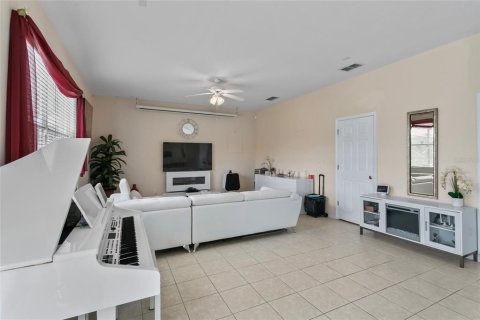Casa en alquiler en Davenport, Florida, 5 dormitorios, 299.24 m2 № 1880457 - foto 18