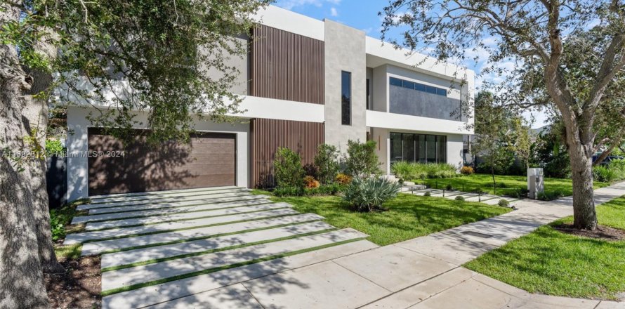 Villa ou maison à Fort Lauderdale, Floride 5 chambres № 1441424