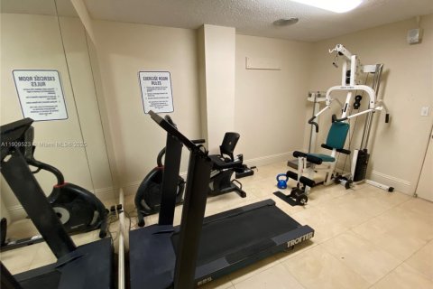 Купить кондоминиум в Норт-Майами, Флорида 1 спальня, 72.28м2, № 1968405 - фото 25