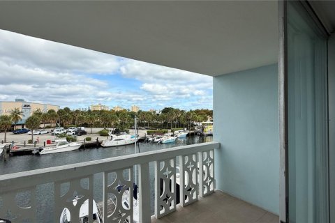 Купить кондоминиум в Норт-Майами, Флорида 1 спальня, 72.28м2, № 1968405 - фото 22