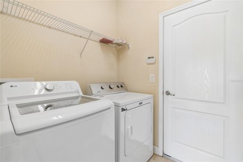 Villa ou maison à vendre à Riverview, Floride: 4 chambres, 278.61 m2 № 2219538 - photo 20