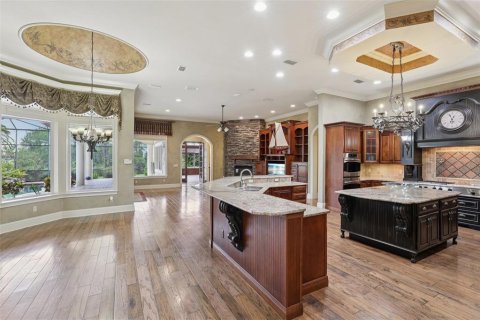 House in Lake Mary, Florida 5 bedrooms, 523.23 sq.m. № 1914893 - photo 11