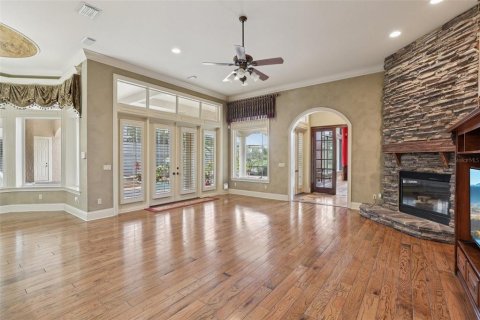 House in Lake Mary, Florida 5 bedrooms, 523.23 sq.m. № 1914893 - photo 18