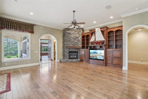 House in Lake Mary, Florida 5 bedrooms, 523.23 sq.m. № 1914893 - photo 17