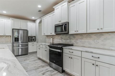 House in Melbourne, Florida 4 bedrooms, 291.99 sq.m. № 2210004 - photo 16