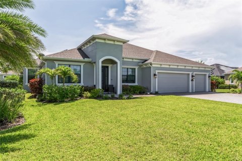 House in Melbourne, Florida 4 bedrooms, 291.99 sq.m. № 2210004 - photo 13