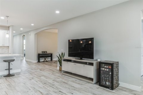 House in Melbourne, Florida 4 bedrooms, 291.99 sq.m. № 2210004 - photo 23