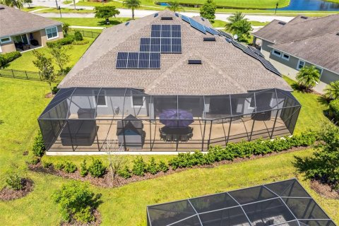House in Melbourne, Florida 4 bedrooms, 291.99 sq.m. № 2210004 - photo 5