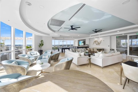 Condo in Fort Lauderdale, Florida, 2 bedrooms  № 1860028 - photo 29
