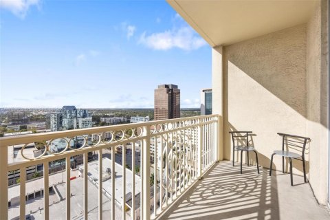 Condo in Fort Lauderdale, Florida, 2 bedrooms  № 1860028 - photo 26