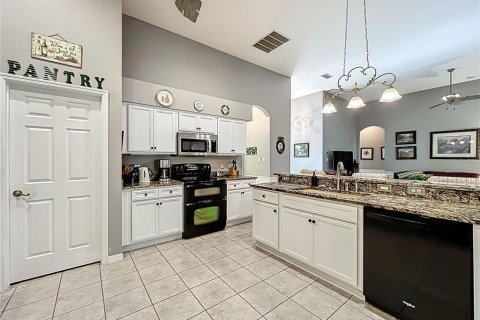 Casa en venta en Leesburg, Florida, 2 dormitorios, 192.4 m2 № 1593159 - foto 10