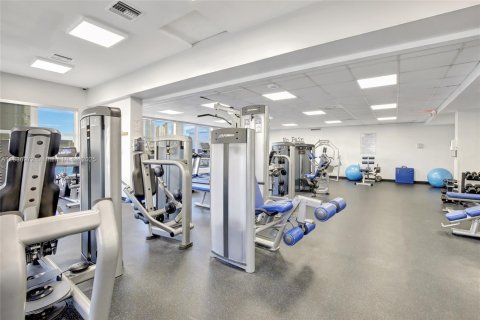 Copropriété à vendre à Aventura, Floride: 2 chambres, 126.44 m2 № 1832379 - photo 17