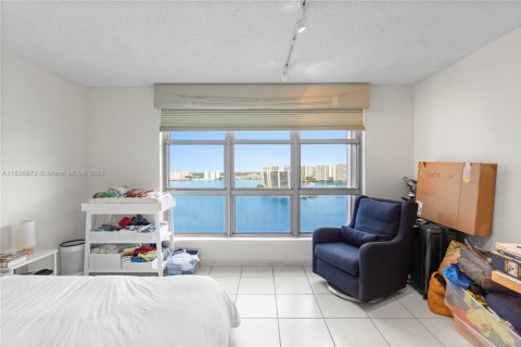 Copropriété à vendre à Aventura, Floride: 2 chambres, 126.44 m2 № 1832379 - photo 7