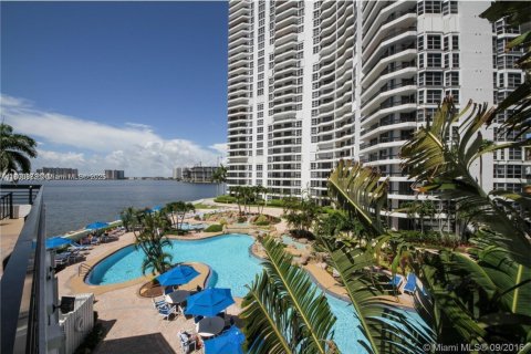 Copropriété à vendre à Aventura, Floride: 2 chambres, 126.44 m2 № 1832379 - photo 24