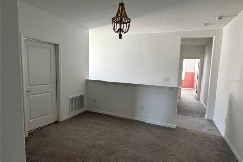 Townhouse in Wesley Chapel, Florida 3 bedrooms, 167.87 sq.m. № 2103032 - photo 30