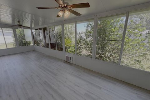 House in Ocala, Florida 2 bedrooms, 106.28 sq.m. № 2379425 - photo 29