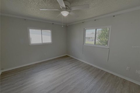 House in Ocala, Florida 2 bedrooms, 106.28 sq.m. № 2379425 - photo 24