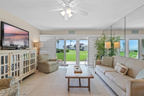 Condominio en alquiler en New Smyrna Beach, Florida, 2 dormitorios, 97.08 m2 № 1564435 - foto 6
