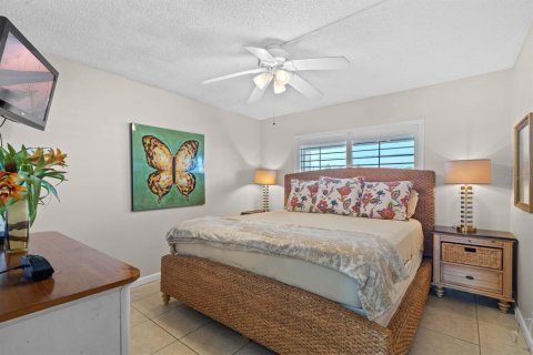 Condominio en alquiler en New Smyrna Beach, Florida, 2 dormitorios, 97.08 m2 № 1564435 - foto 13