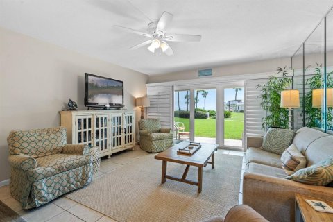 Condominio en alquiler en New Smyrna Beach, Florida, 2 dormitorios, 97.08 m2 № 1564435 - foto 2