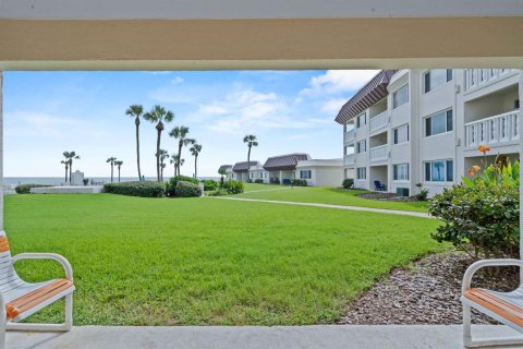 Condominio en alquiler en New Smyrna Beach, Florida, 2 dormitorios, 97.08 m2 № 1564435 - foto 1