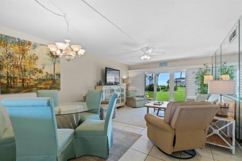 Condominio en alquiler en New Smyrna Beach, Florida, 2 dormitorios, 97.08 m2 № 1564435 - foto 11