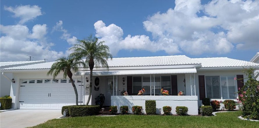 House in Pinellas Park, Florida 2 bedrooms, 164.99 sq.m. № 1873930